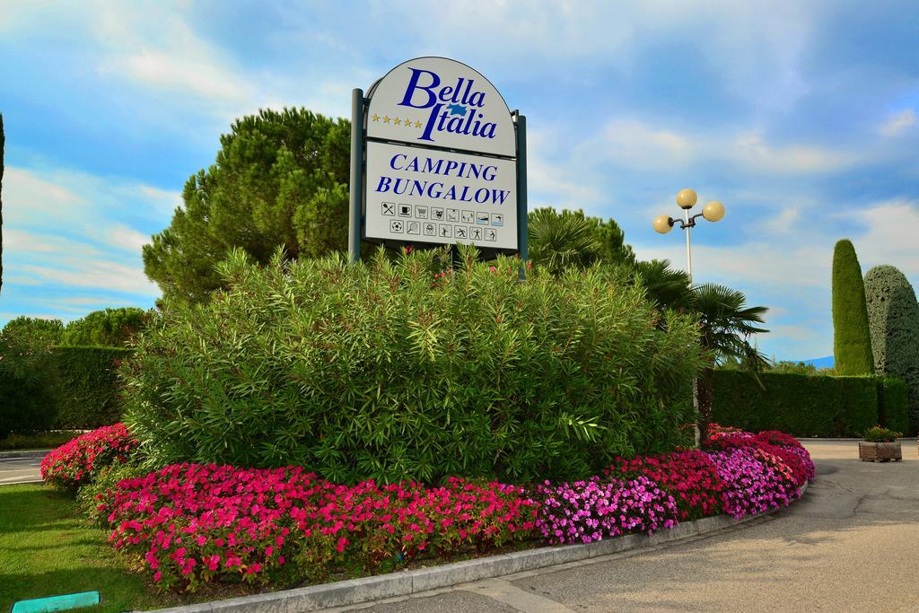 Camping Bella Italia ペスキエーラ・デル・ガルダ エクステリア 写真